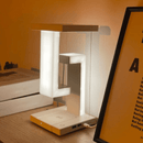 LumiCharge Duo Luminária com Carregador por Indução